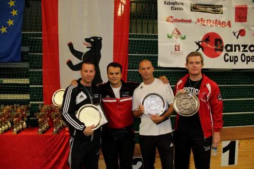 banzai 2013-0305.JPG --- erstellt mit toms-galerie V1.3 - www.tomshaus.de